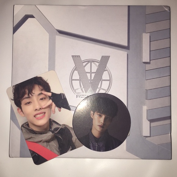 OFFICIAL WAYV FIRST MINI ALBUM TAKE OFF
